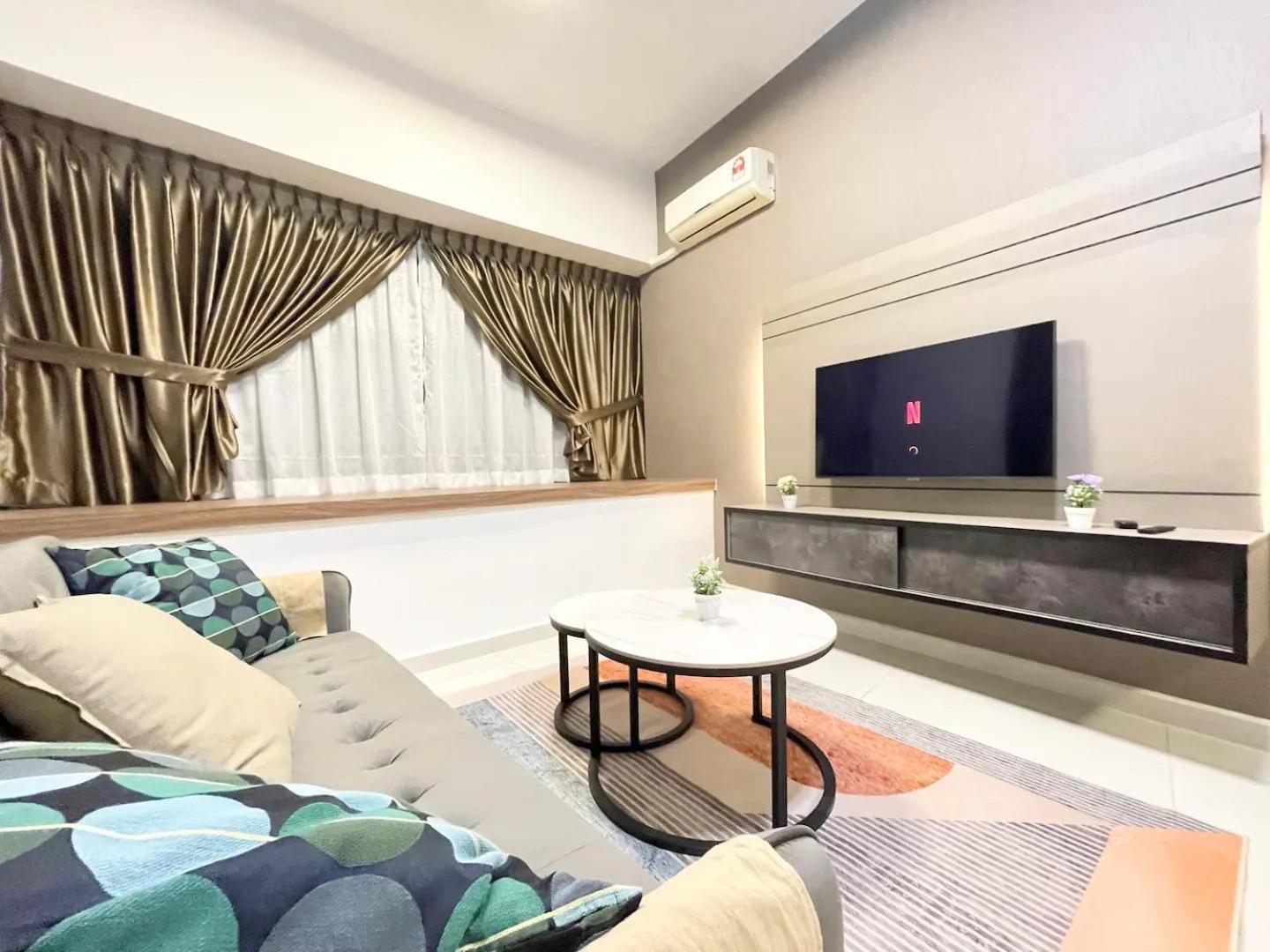 Pangsapuri Country Garden Danga Bay By Luxecocoo Ck *